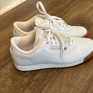 Reebok White Leather Men's Sneakers with Gum Toe Cap